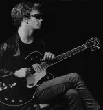 lou-reed-velvet-underground-gretsch.jpg