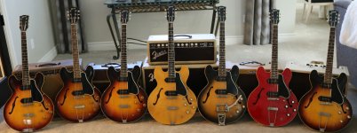 Small Gibson ES-330 Family 2.jpg