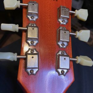 HEADSTOCK REAR w:TUNERS.jpg