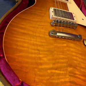 Media 'Apricot Top 4.jpg' in album '2017 Gibson R9 Apricot Burst'